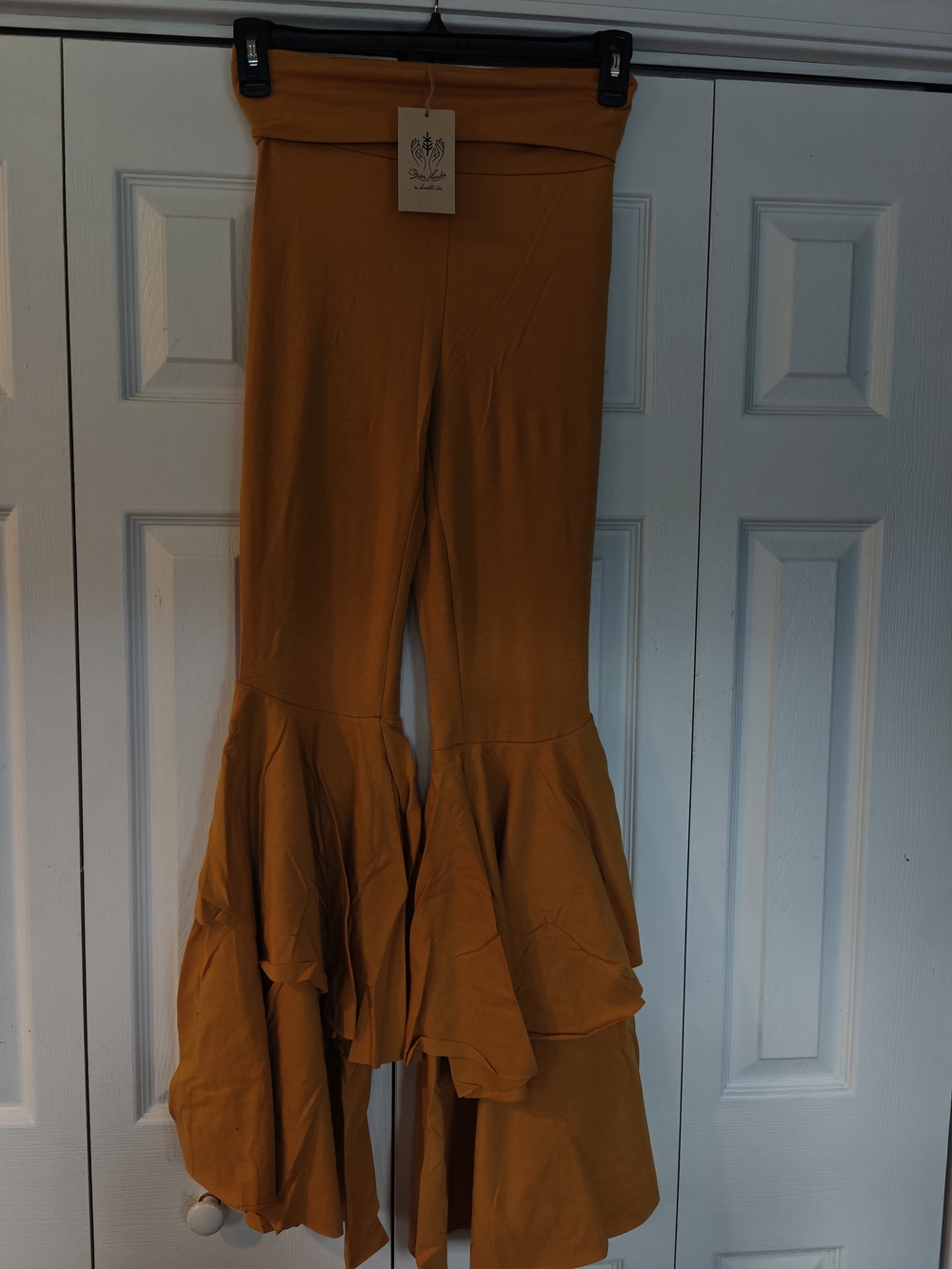 Kantha Bae Ruffle Bells - Picture 2 of 8